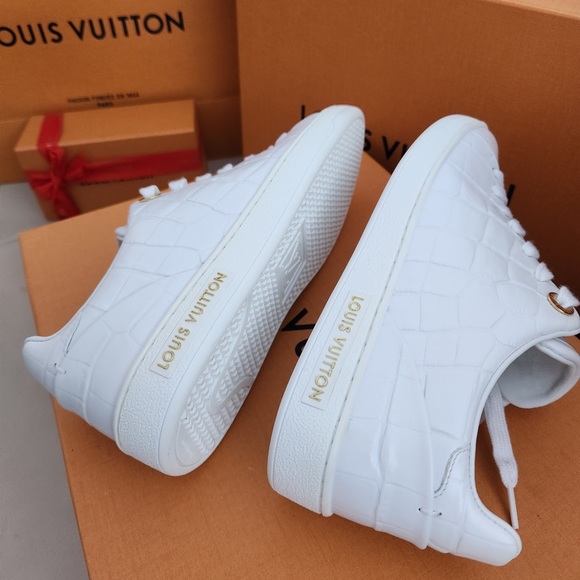 LIKE NEW! Louis Vuitton Frontrow Low Top Leather Croc Embossed Sneakers Size 36 - Picture 9 of 11